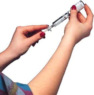 Syringe Magnifier